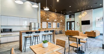 Estates on Maryland | Phoenix, AZ - Photo Gallery 4