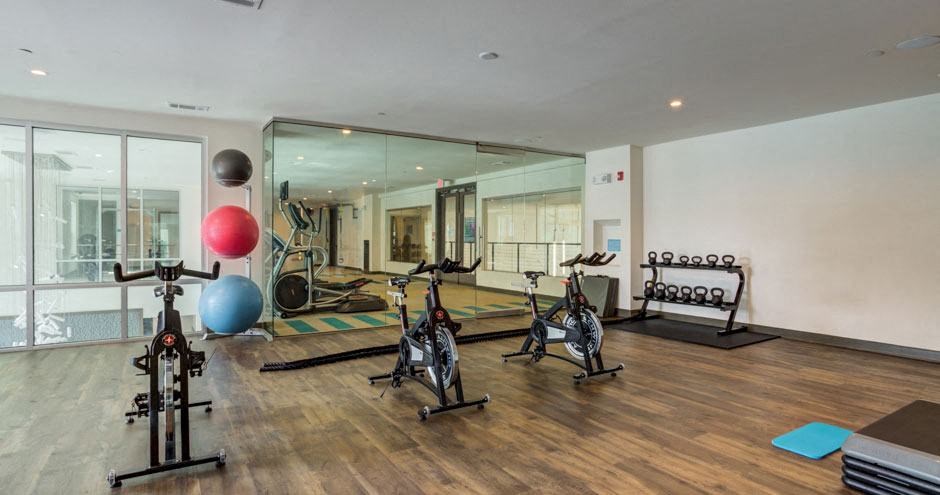 Everly Apartments | Houston, TX