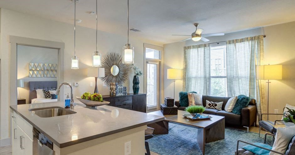 Everly Apartments | Houston, TX