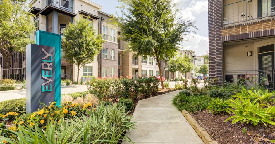 Everly Apartments | Houston, TX