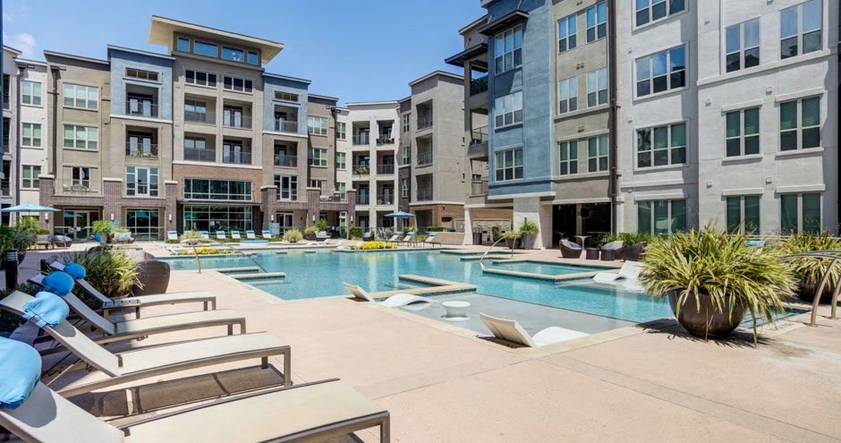 Everly Apartments | Houston, TX