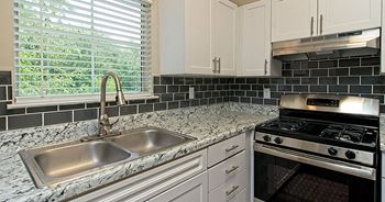 The Fairways At Birkdale Apartment Homes 16501 Stonemason Drive Huntersville Nc Rentcafe