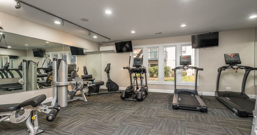 Lakeside At Wheaton Apartments