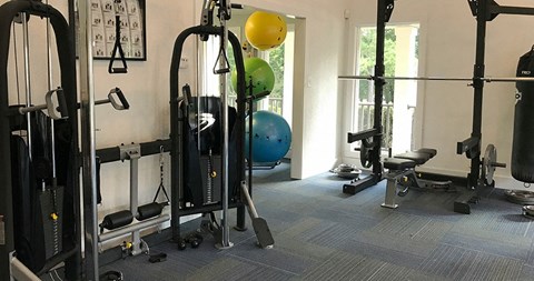 Waters Edge Apartments