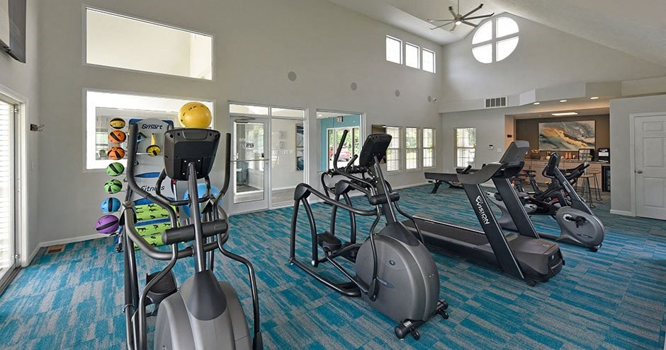 Island Club Apartment Homes