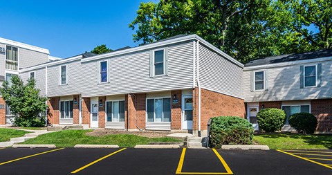 Grand Oaks Gurnee, IL  60031