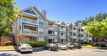 4000 McGinnis Ferry Rd 1-3 Beds Apartment for Rent - Photo Gallery 2