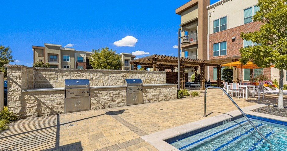 Gateway Crossing Apartments