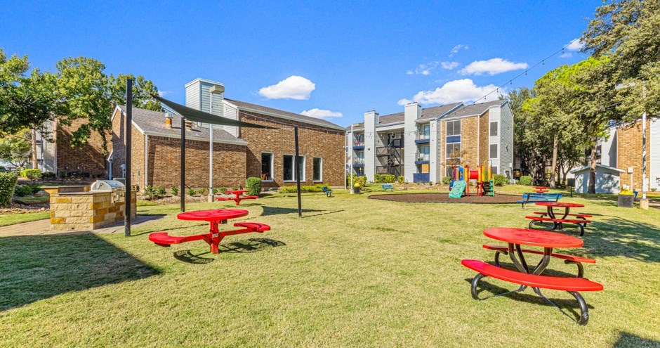 The Ridge on 161 | Irving, TX