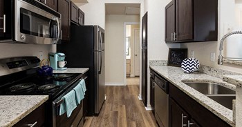2333 Lake Debra Dr 1-3 Beds Apartment, Townhouse for Rent - Photo Gallery 2