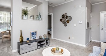 High House at Cary Apartments | Cary, NC - Photo Gallery 2