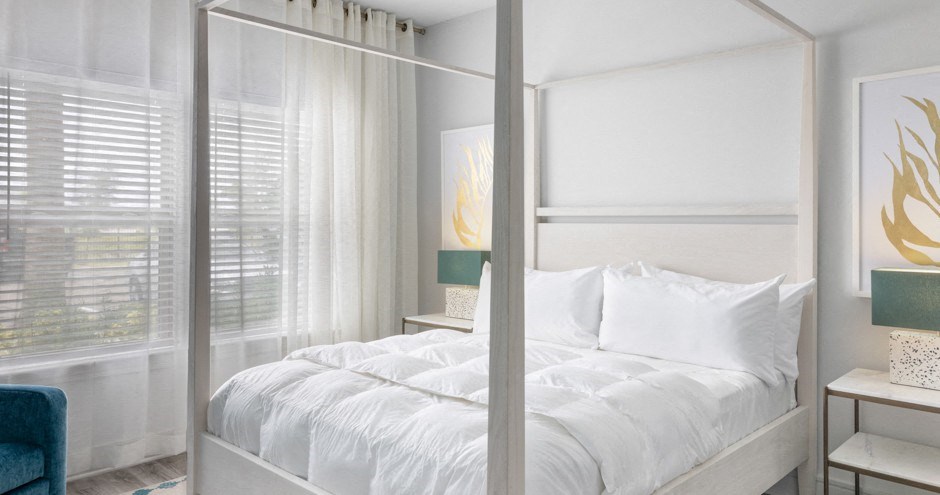 Hue Watercolor Place | Bradenton, FL