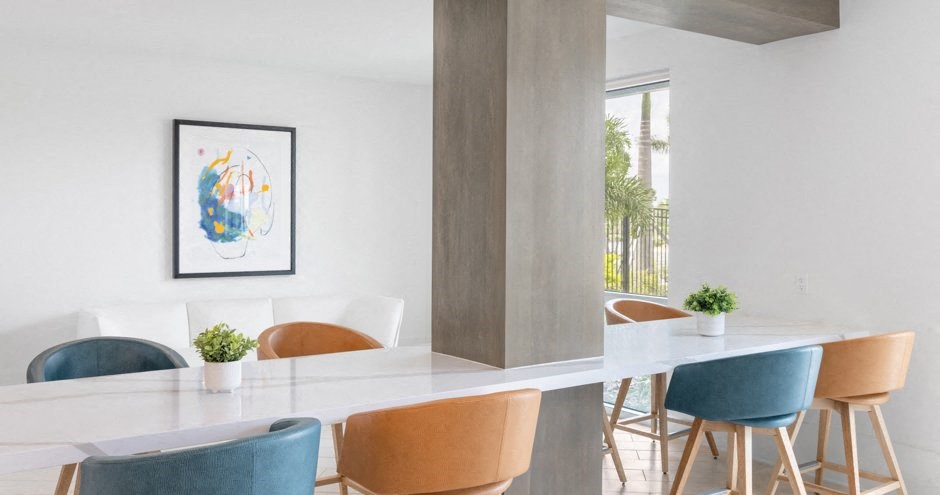 Hue Watercolor Place | Bradenton, FL