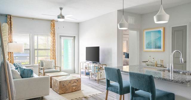 1-bedroom apartment at Hue Watercolor Place Apartments in Bradenton, FL