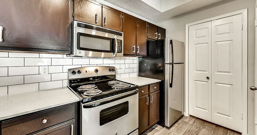 Kitchen Apartments in Dallas TX For Rent - Photo Gallery 1
