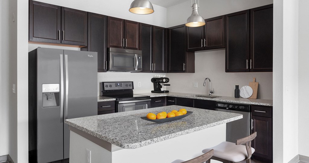 Crest at Park Central | Dallas, TX