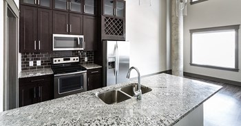 Galleries at Park Lane Apartments | Dallas, TX - Photo Gallery 6
