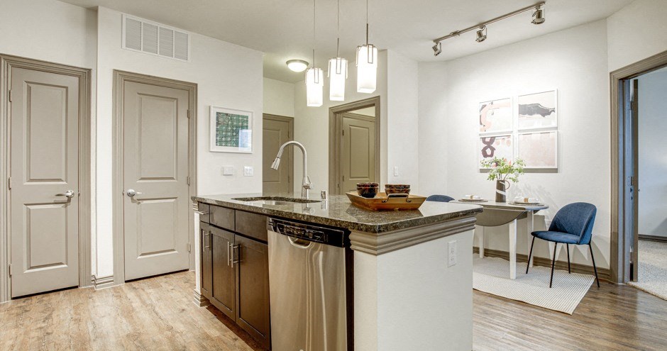 Gateway Crossing Apartments