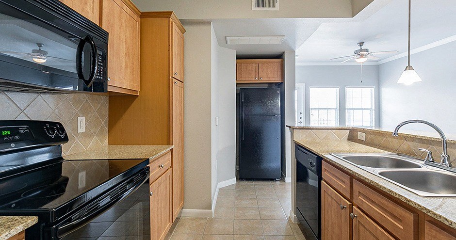 The Grand Parkway Apartments | Katy, TX