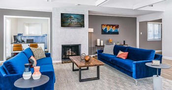 Lakes at Fountain Square | Waukegan, IL - Photo Gallery 4