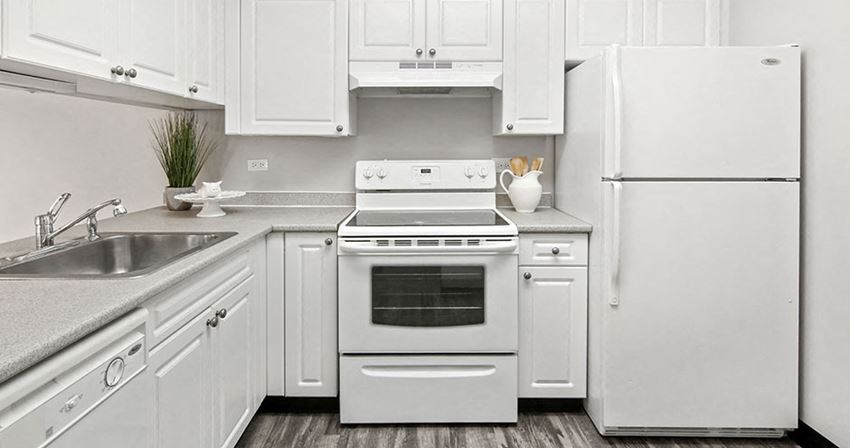 Lakeside At Wheaton Apartments