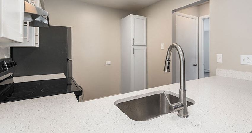 Lakeside At Wheaton Apartments