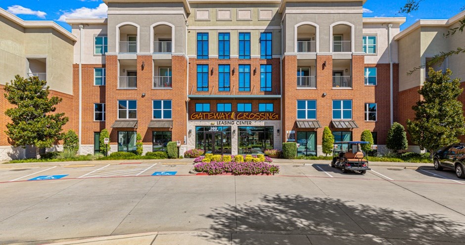 Gateway Crossing Apartments