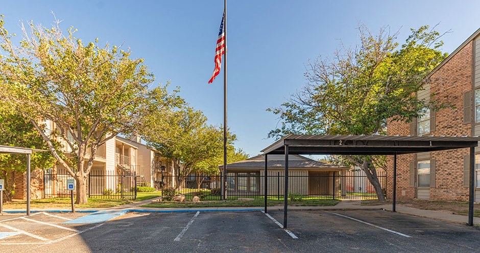 Stone Creek Apartment Homes | Midland, TX