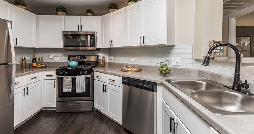 Legacy at Fox Valley | Aurora, IL