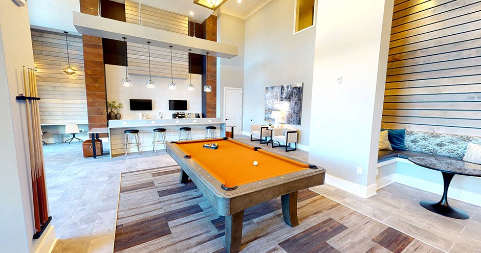 The Manhattan on the River| Dayton, KY