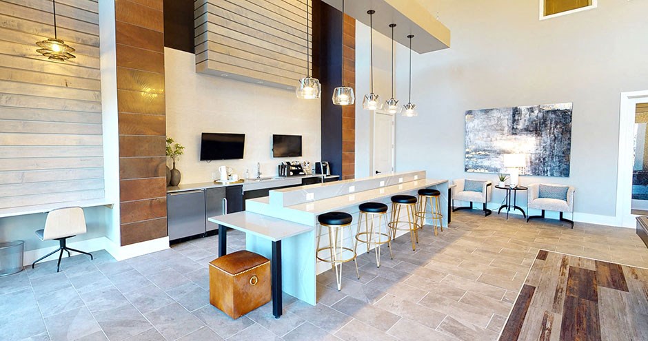 The Manhattan on the River| Dayton, KY