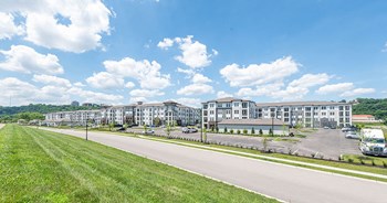 The Manhattan on the River| Dayton, KY - Photo Gallery 3