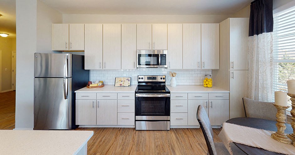 The Manhattan on the River| Dayton, KY