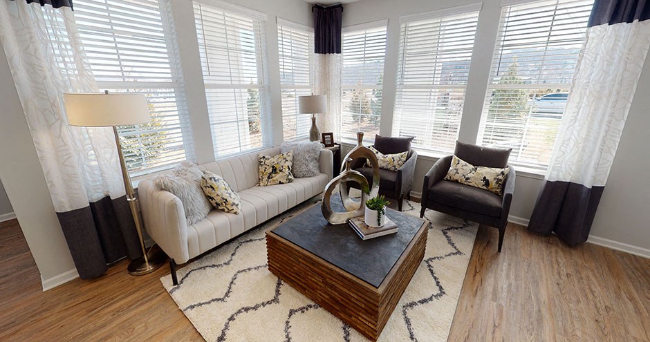 The Manhattan on the River| Dayton, KY