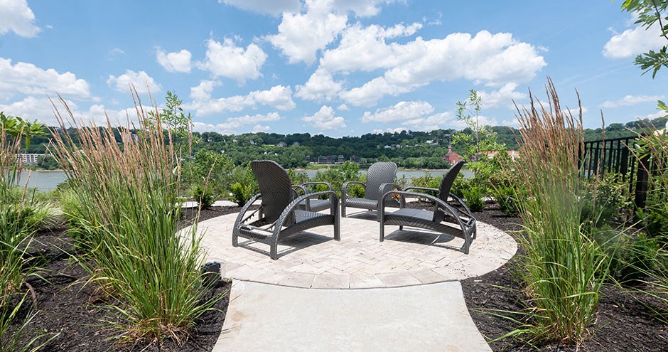 The Manhattan on the River| Dayton, KY