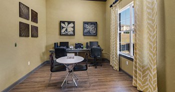 Business Center - Photo Gallery 5