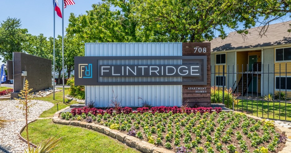 Flintridge Apartments | Arlington, TX