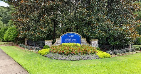 Park at Towne Lake | Woodstock, GA