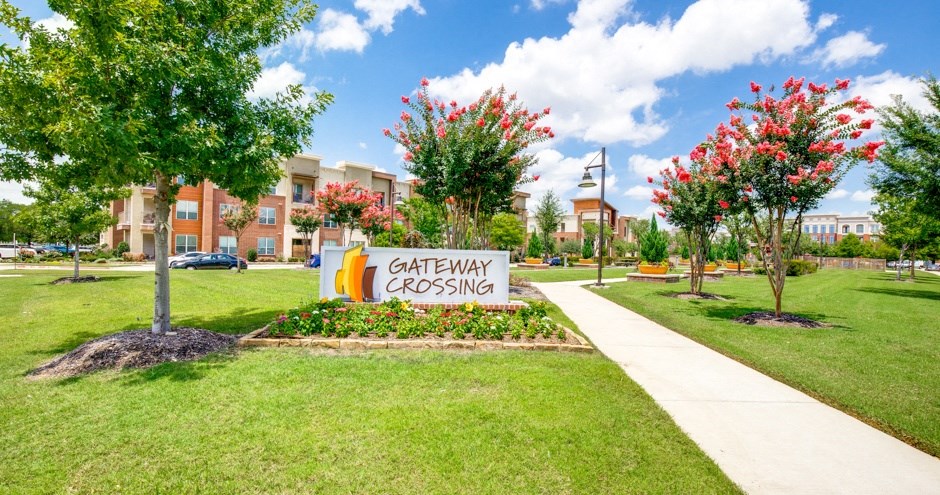 Gateway Crossing Apartments