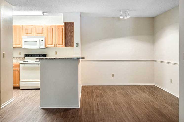 Oak Modern Fixtures & Finishes