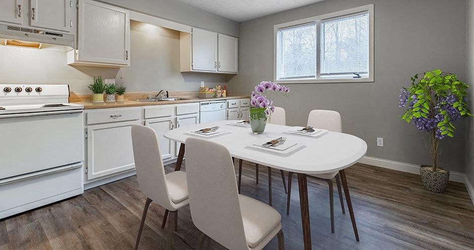 Oak Creek Crossing updated kitchen Bloomington, IL