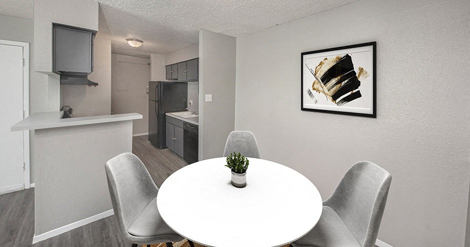 Stone Creek Apartment Homes | Midland, TX