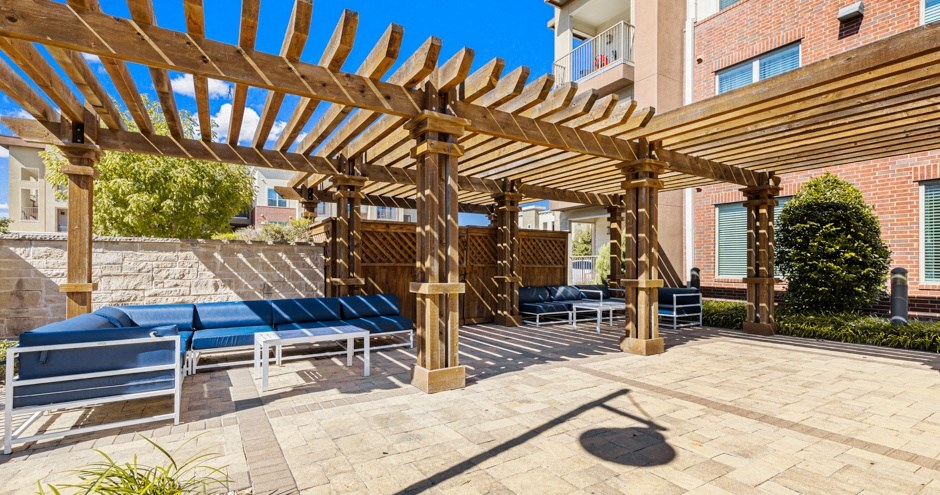 Gateway Crossing Apartments