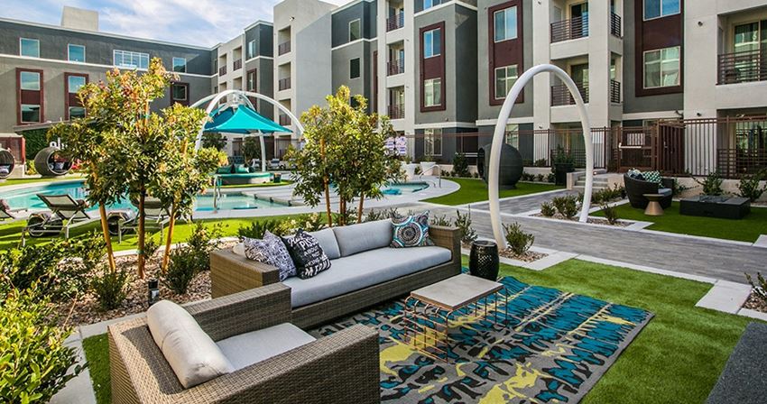 Elysian At Flamingo Apartments