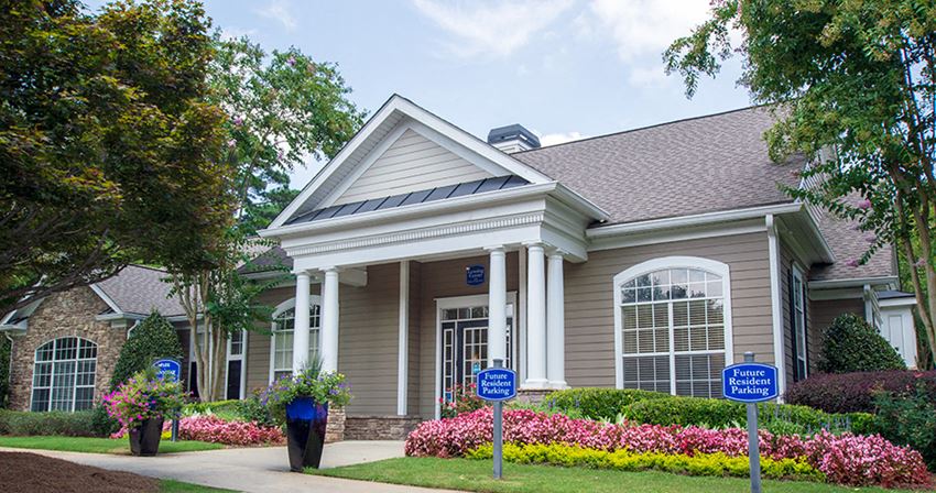 2250 Ellison Lakes Dr 1-3 Beds Apartment for Rent - Photo Gallery