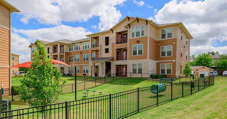 Parkway Grande Bark Park, San Marcos, Texas