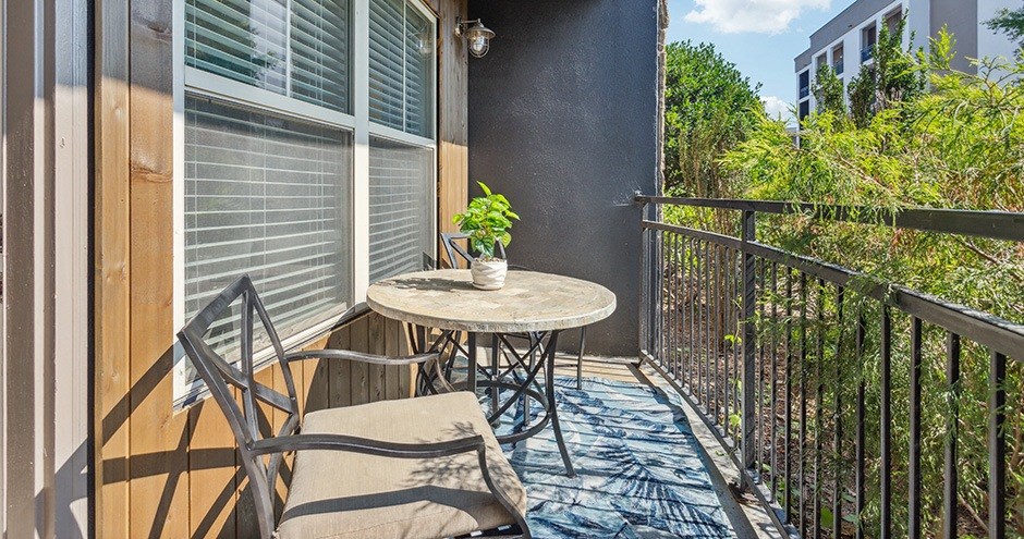 The Alexander At The District Apartments