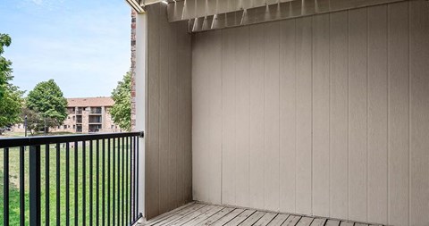 The Woods of Burnsville | Burnsville, MN