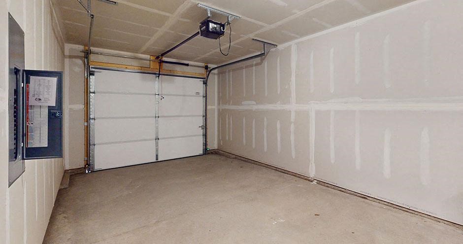 Painted Woods Villas | Waukee, IA