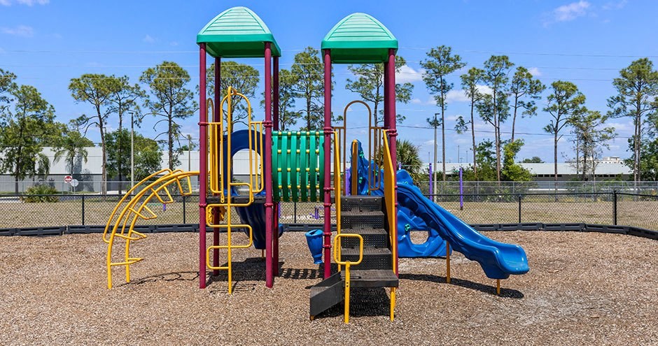 Gulfshore Apartment Homes | Naples, FL